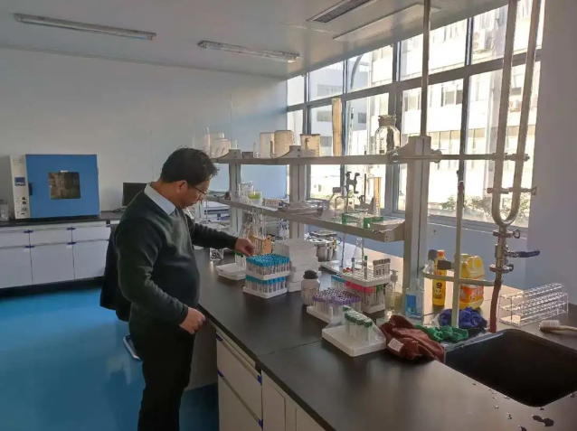 產學研深度融合｜福建衛生職業技術學院精準助企，聯合攻克“生物基”材料技術新成果